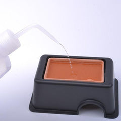 Reptile Hide Box with Spawning Cave Water Dish 17x10.9x7cm