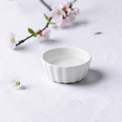 Ceramic Flower Edge Feeding Dish 8 × 3 cm – Small Reptile Food & Water Bowl for Terrariums